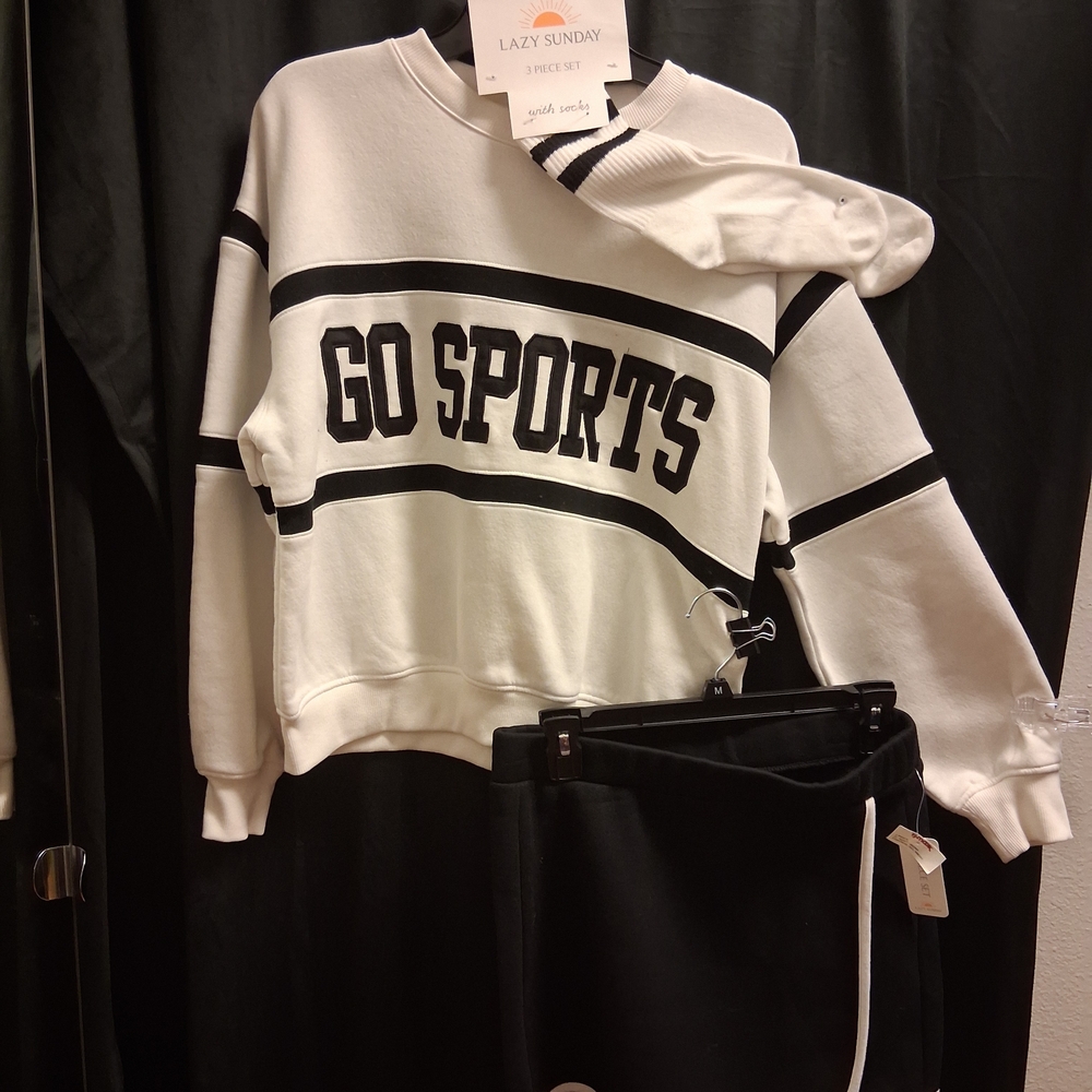 Lazy Sunday Cream and Black 3-Piece Set with Socks
